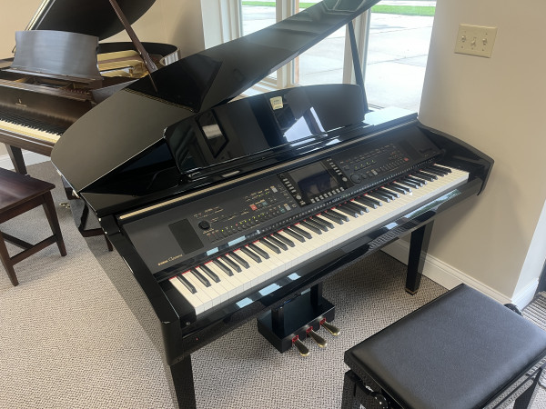 Yamaha CVP309GP digital baby grand piano - Grand Pianos